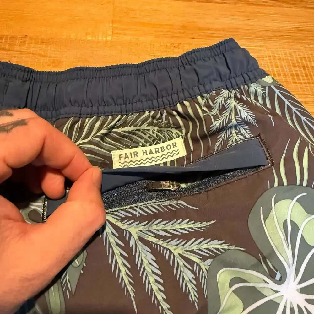 Fair Harbor The Anchor Swim Trunks Size XL Floral Print
